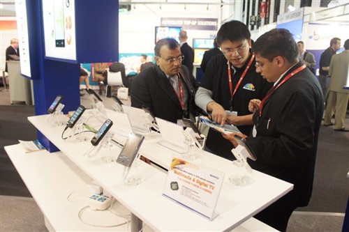 MWC2011:九游（中国）微推出多种移动设备方案 